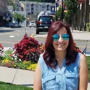 Meet your Posher, Nermine